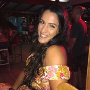 Meet your Posher, Anayansi